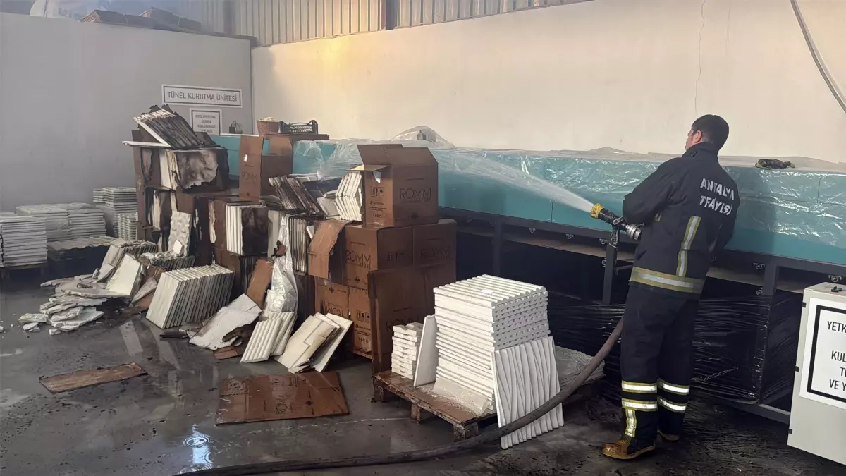 Tiner döküp ortalığı ateşe verdi! Nedeni sonradan ortaya çıktı