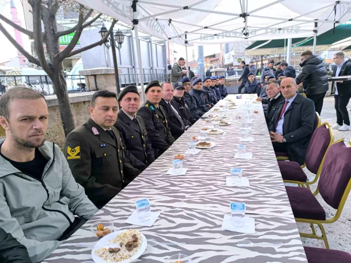 Şehit Imış şehadetinin 8\'nci yıl dönümünde dualarla yad edildi