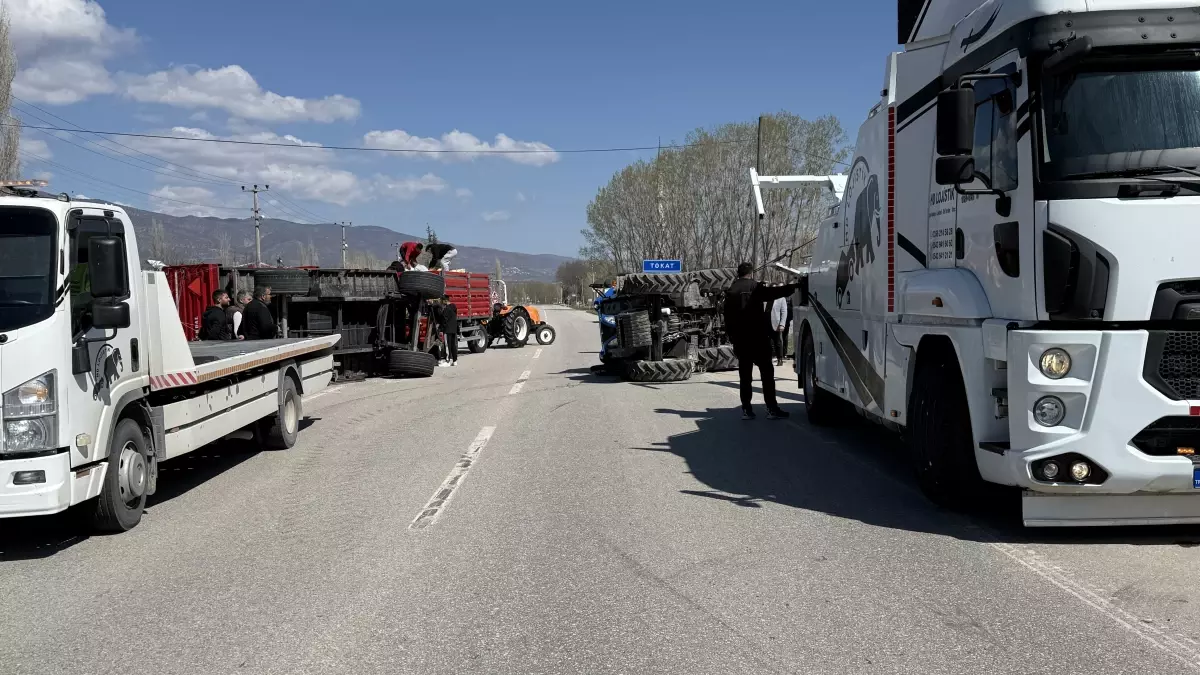 Tokat\'ta Traktör Devrildi, Ulaşım Aksadı