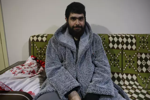 Türkiye'nin konuştuğu Barış'ın son hali! 25 yaşını kutladı, türkü bile söyledi