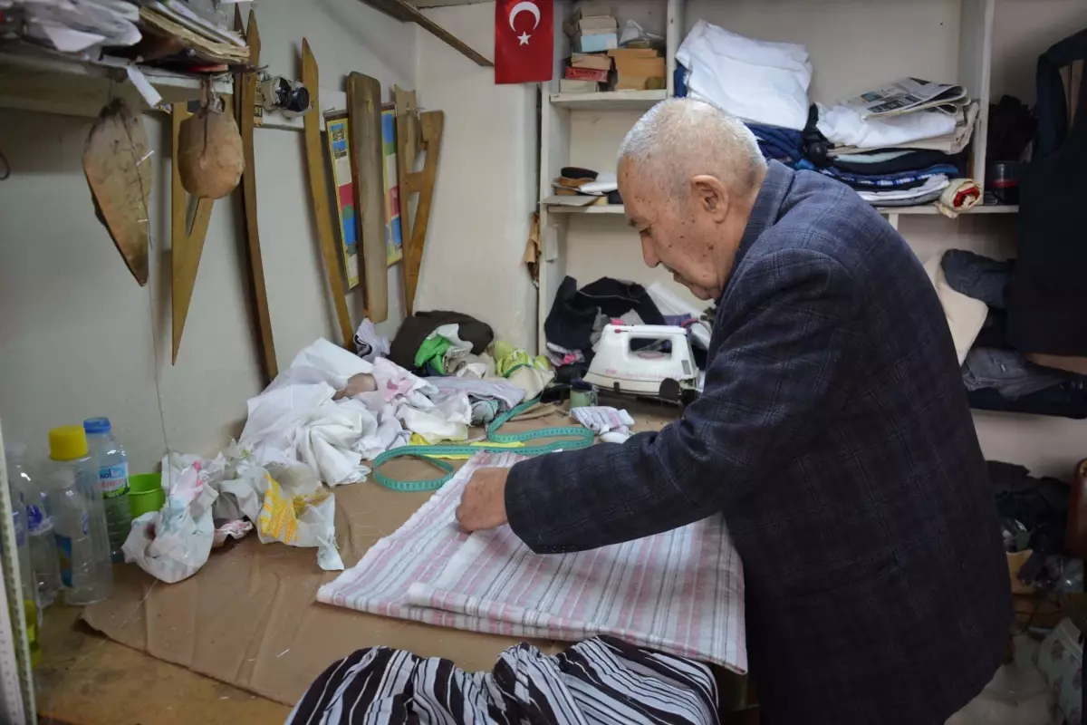 Nostaljik Çizgili Pijamalar Yeniden Canlanıyor