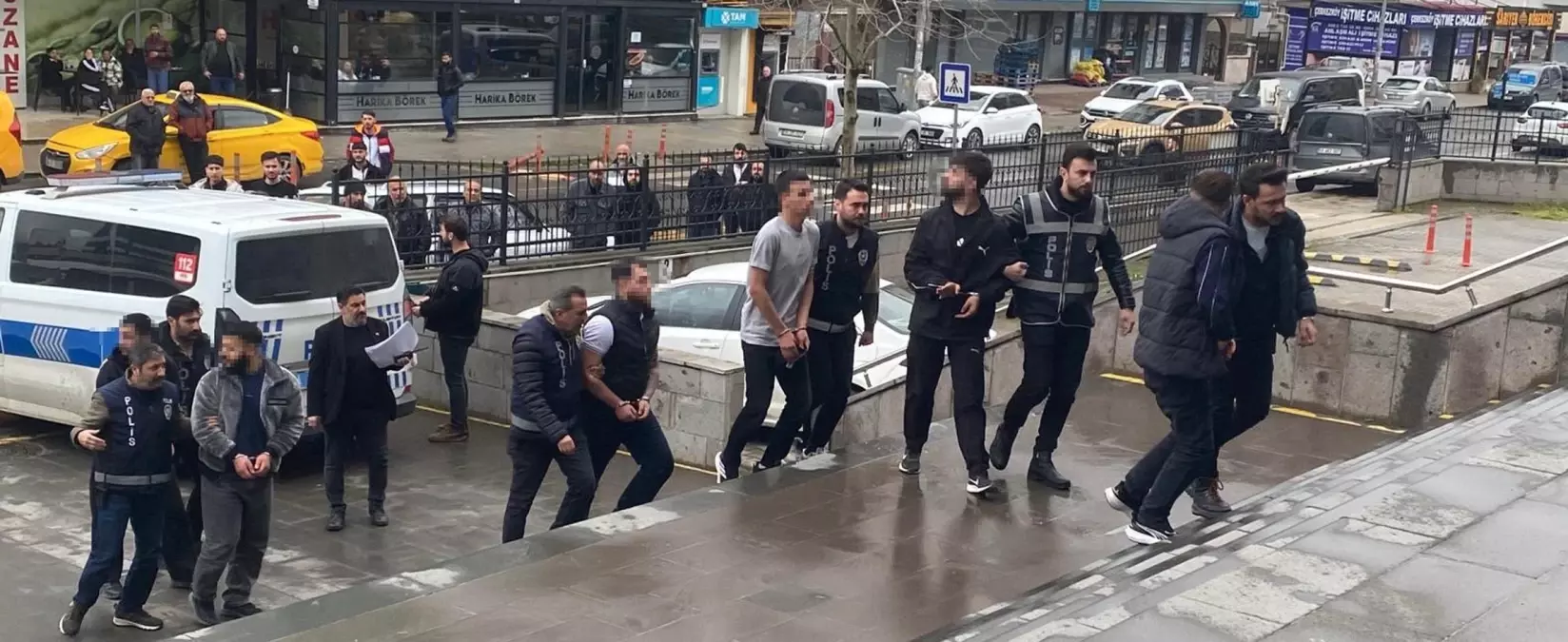 Para için arkadaşını kaçırdılar