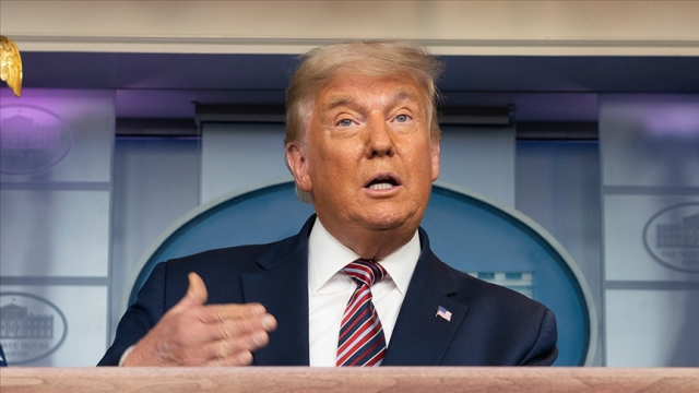 ABD ve İsrail elektrik tesislerini vurdu, Tahran karanlığa gömüldü