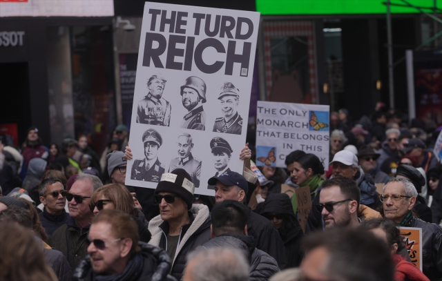 ABD'de milyonlar, Trump'a karşı