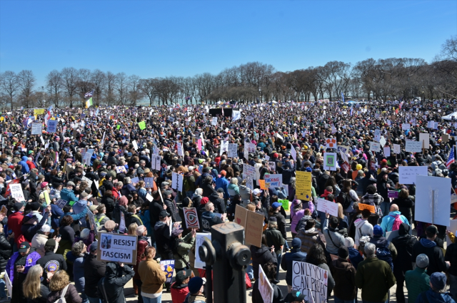 ABD'de milyonlar, Trump'a karşı