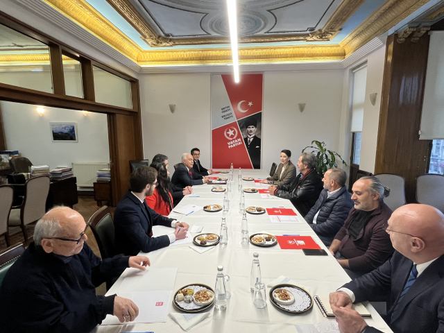 Doğu Perinçek, Elon Musk’ın babası ve danışmanı ile görüştü