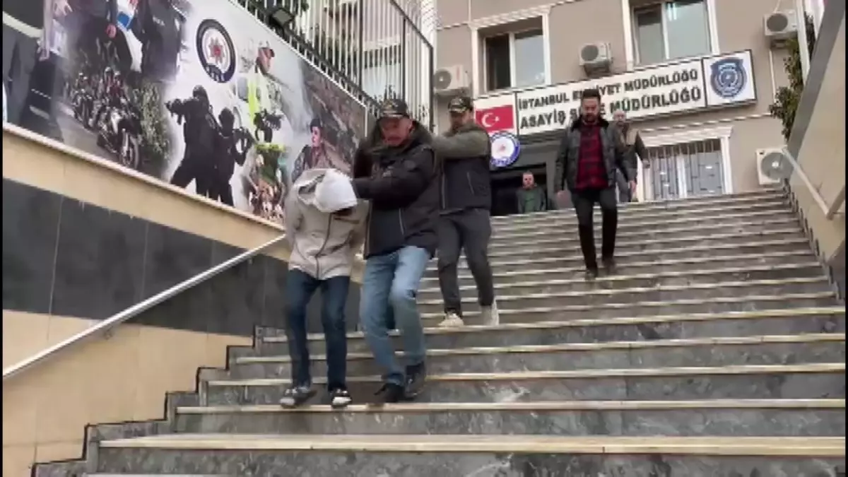 Fatih\'te Gümüş Hırsızları Yakalandı