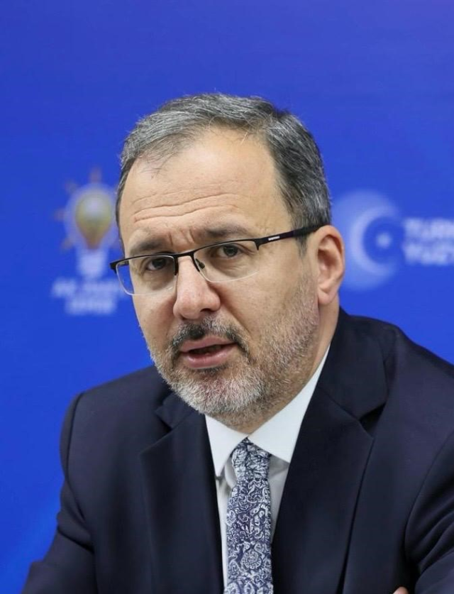 İmzalar atıldı! Karşıyaka yeni stadına kavuşuyor İmzalar atıldı! Karşıyaka yeni stadına kavuşuyor