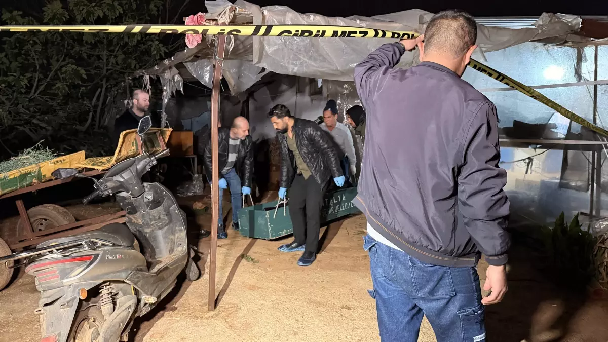 Antalya\'da Suriye Uyruklu Kadın Ölü Bulundu