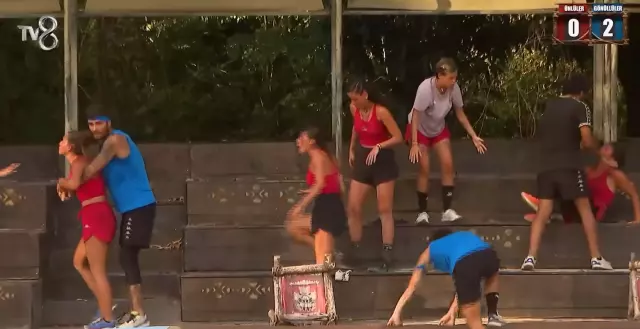 Survivor'da Seren Ay ve Nisanur arasında büyük kavga! Acun cezayı açıkladı