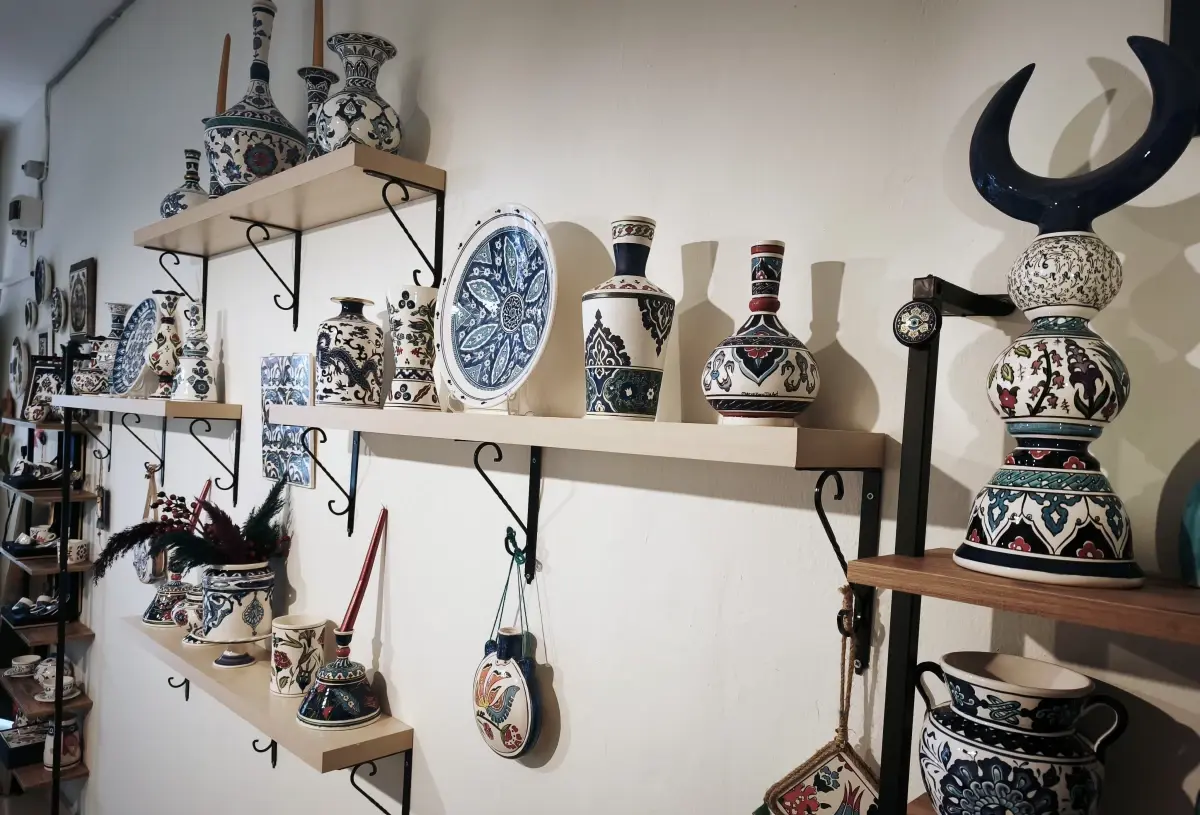 Merve Kara\'ya Çini Sanatı Unvanı