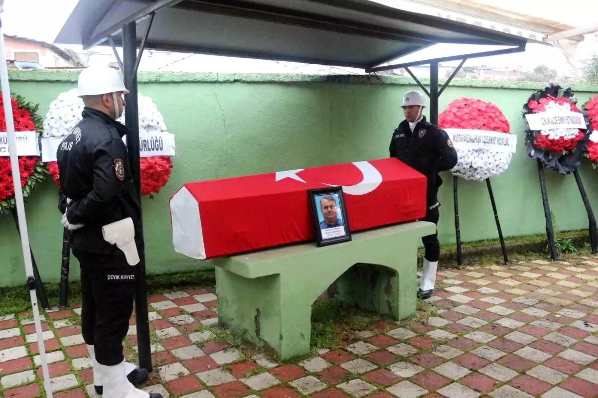 Bursa\'da Polis Memuru Mehmet Pişik Hayatını Kaybetti