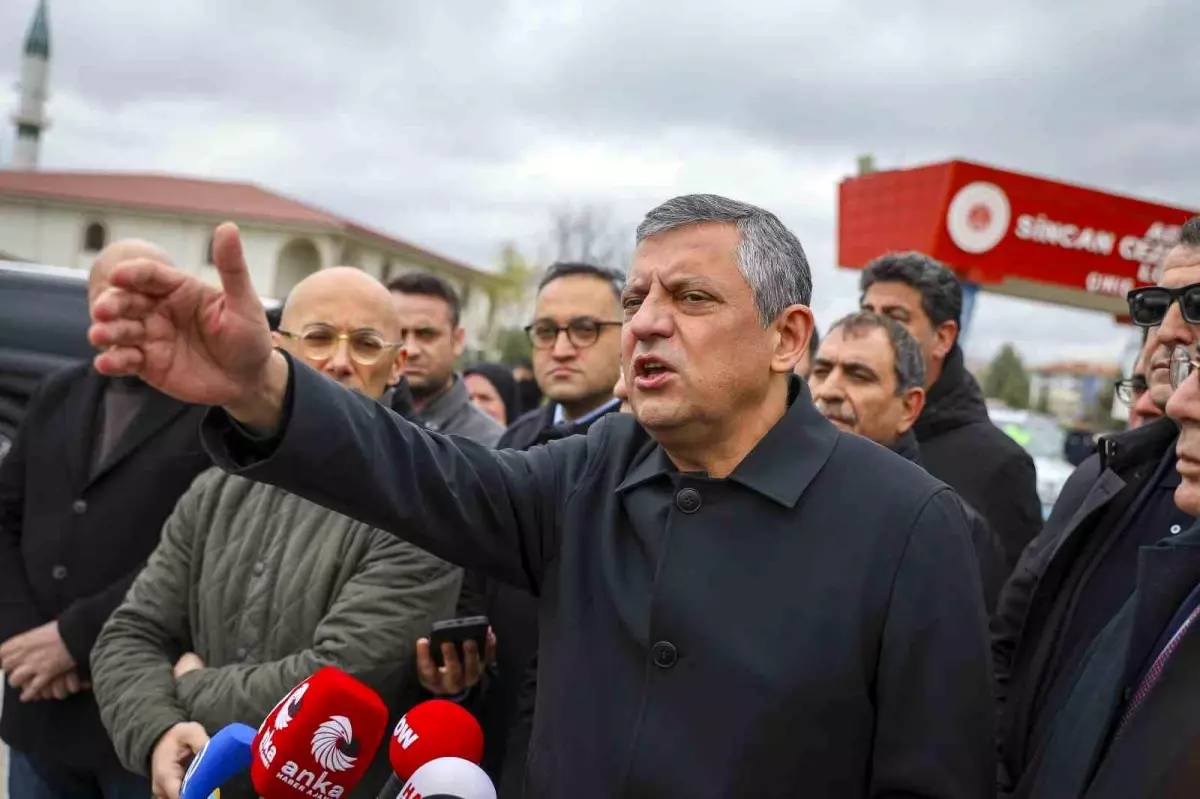 CHP Genel Başkanı Özel: "Erdoğan\'ın karşısında CHP\'nin adayı yüzde 60\'ın altında oy alırsa iktidara gelsek bile başarısızlık sayacağım"