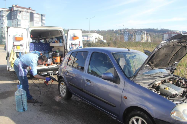 Oto yıkama işine giren Sivaslı Sezgin, bulduğu yöntemle kazancını katlıyor