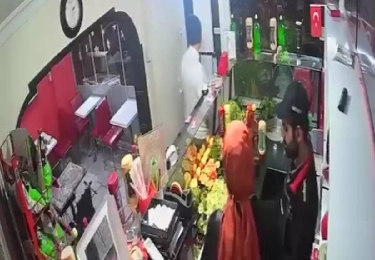 Sakarya\'da SMA Kumbarası Hırsızlığı