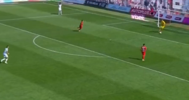 Yok böyle gol! Haberi okuyanlar 'Bu resmen şike' diyor Yok böyle gol! Haberi okuyanlar 'Bu resmen şike' diyor