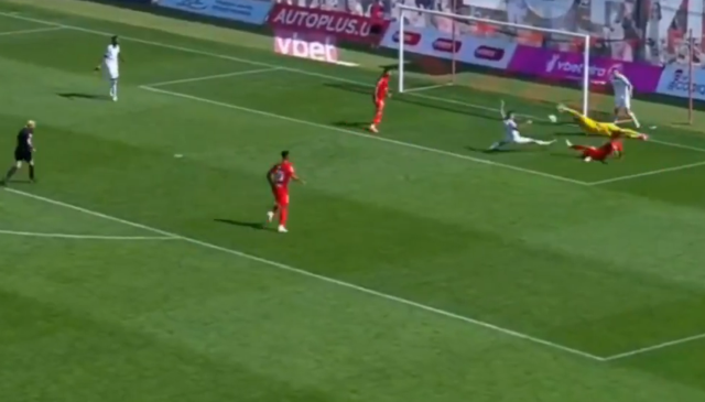 Yok böyle gol! Haberi okuyanlar 'Bu resmen şike' diyor Yok böyle gol! Haberi okuyanlar 'Bu resmen şike' diyor