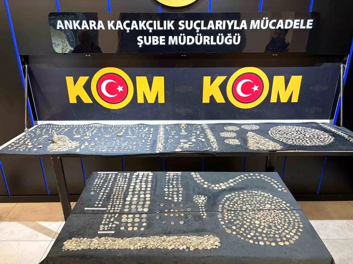 Ankara\'da 30 Milyonluk Kaçak Tarihi Eser Ele Geçirildi