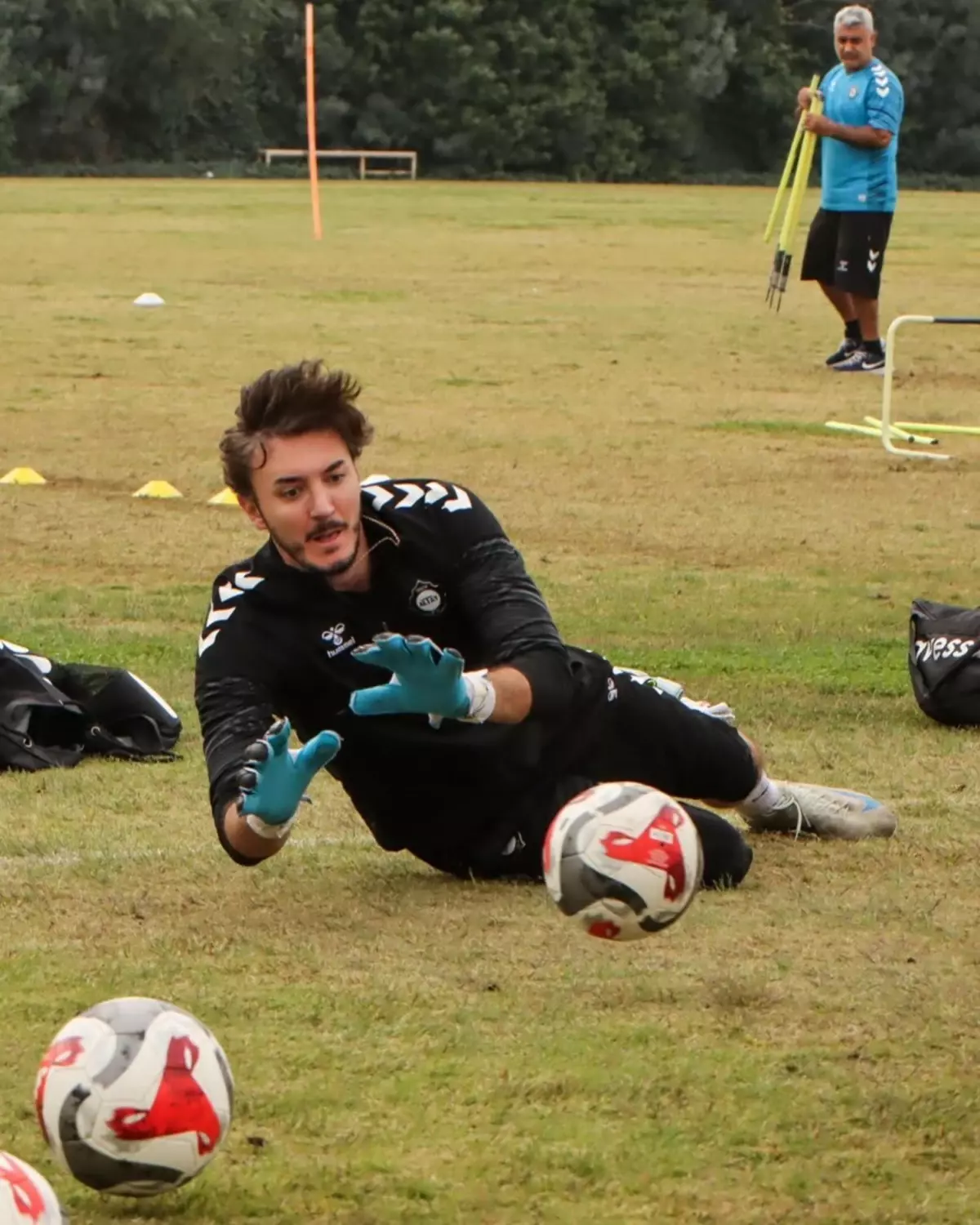 Altay\'da Kaleci Krizi Devam Ediyor