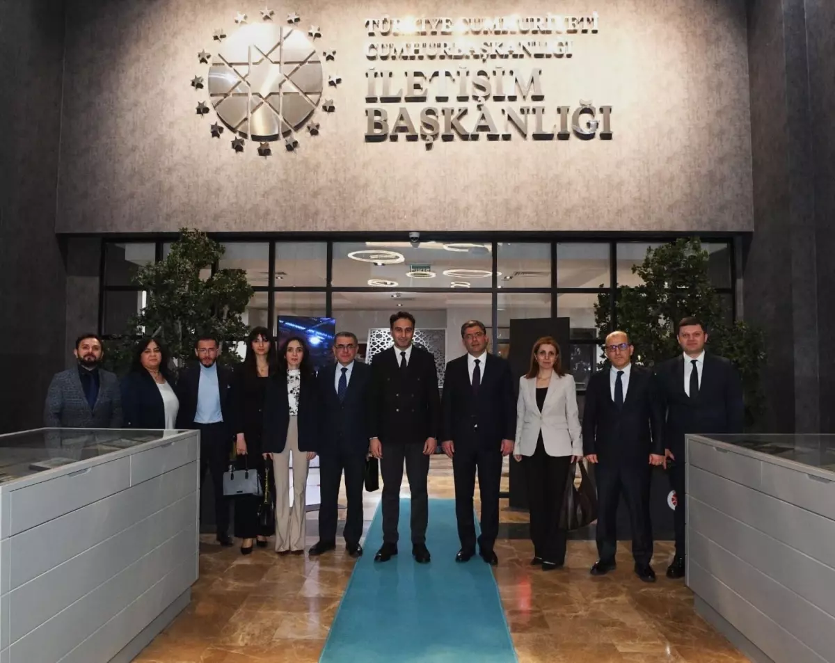 Azerbaycan Heyeti DMM\'yi Ziyaret Etti