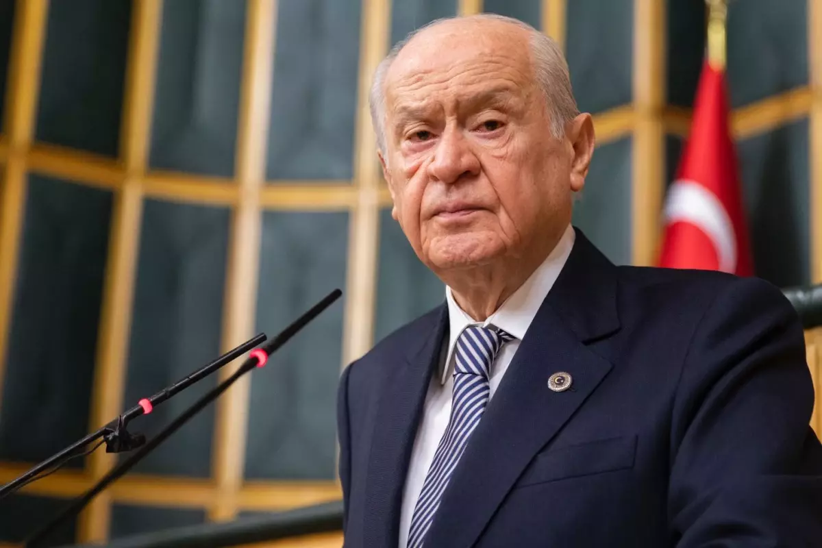 Bahçeli\'den hükümete acil çağrı: Yasal düzenlemeler için uygun iklim oluşmuştur
