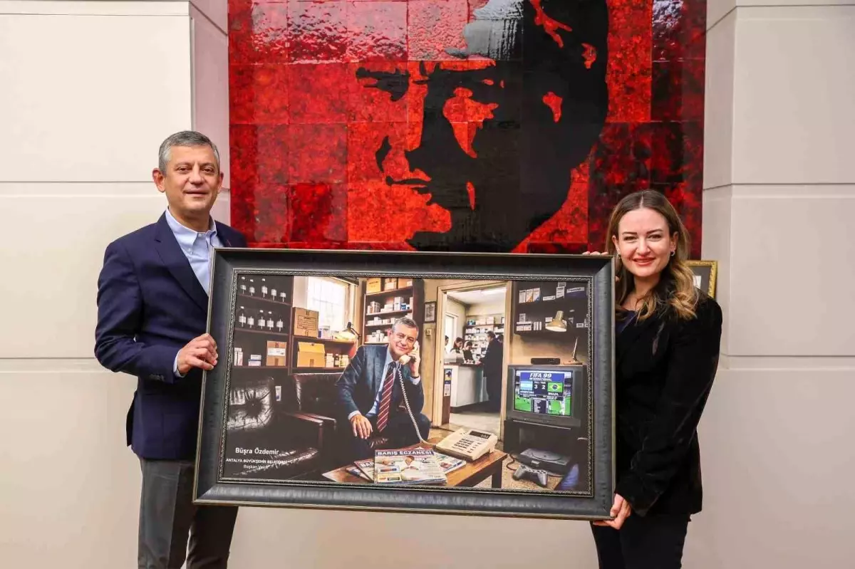 Başkan Vekili Özdemir, Özgür Özel\'i geçmişe götürdü