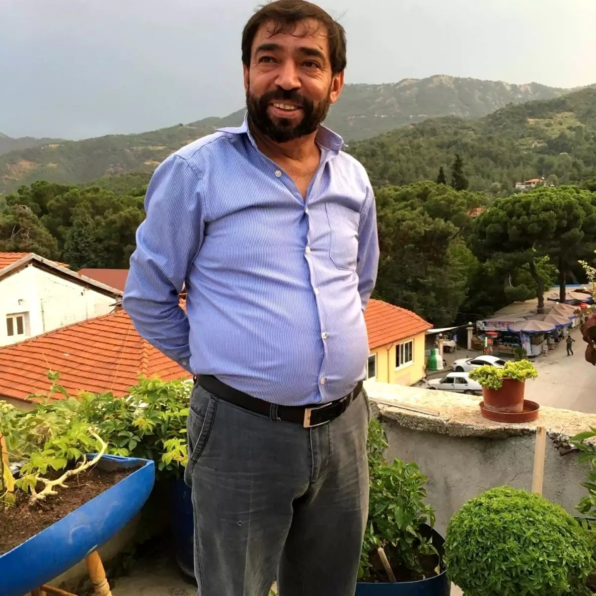 Denizli Buldan\'da bir esnaf evinin mutfağında ölü bulundu