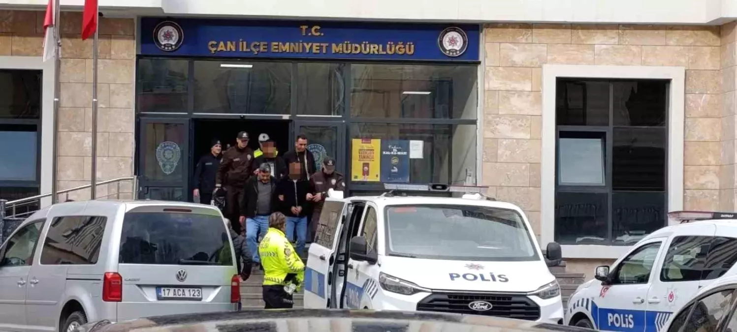 Çan\'da Çalınan Araç Edremit\'te Bulundu