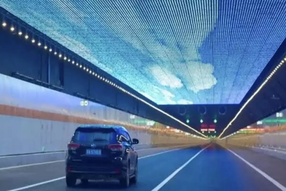 Çin\'de tünel inşaatında patlama: 4 işçi hayatını kaybetti