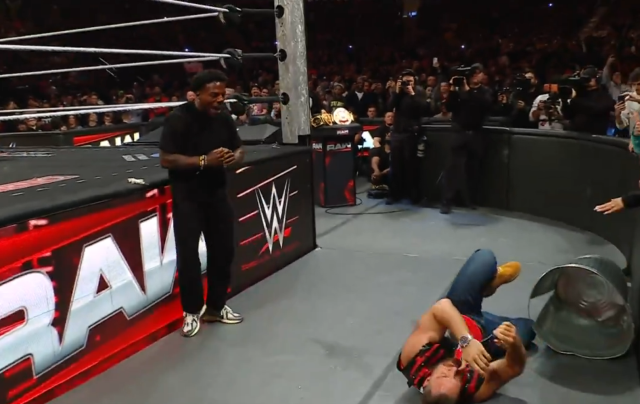 Geceye damga vuran olay! Eline muşta taktı tek yumruk atması yetti