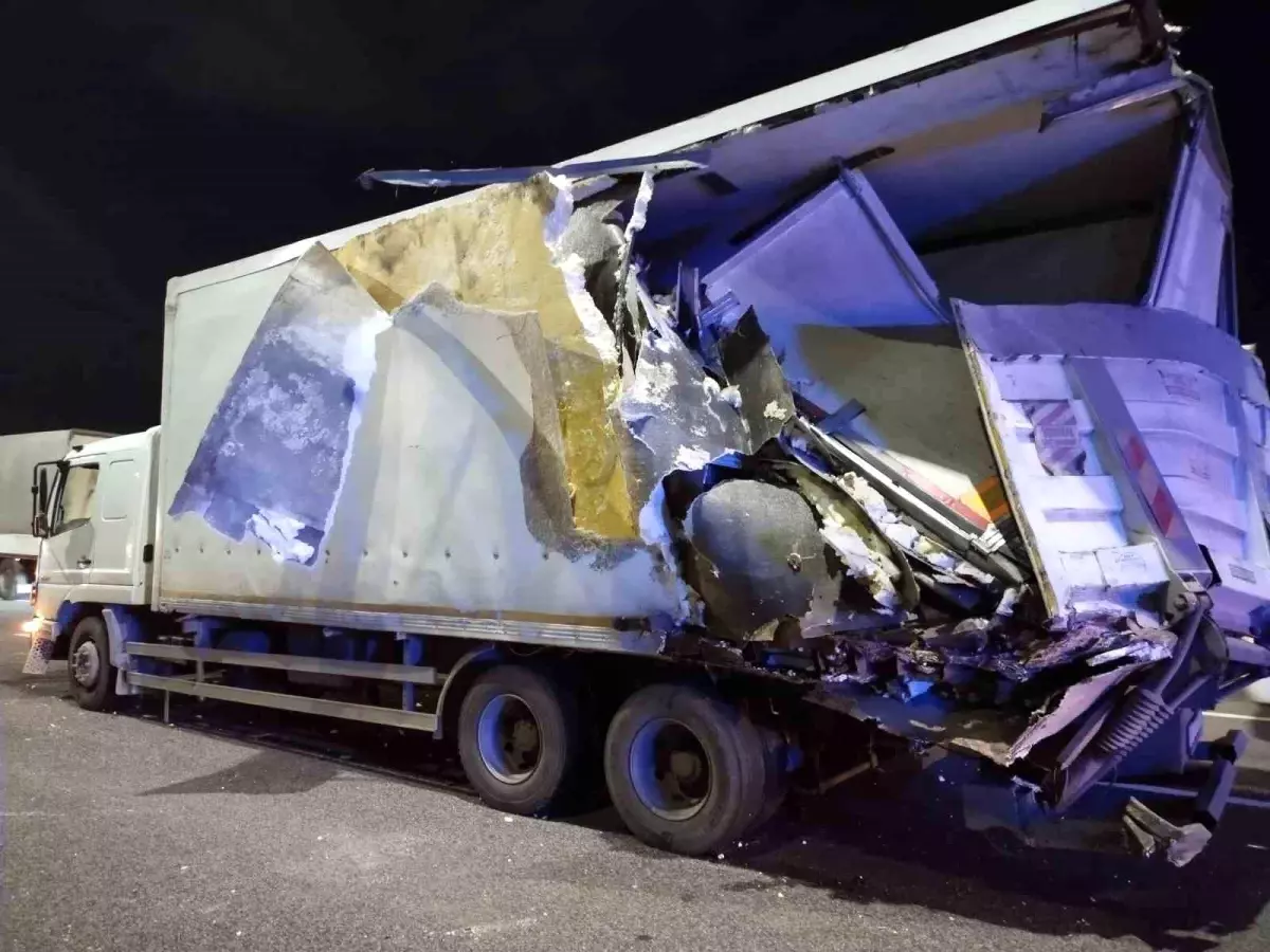 Kuzey Marmara Otoyolu\'nda Otobüs Kazası