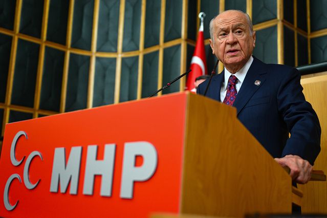Bahçeli: İran halkının yanında durmak zamanıdır