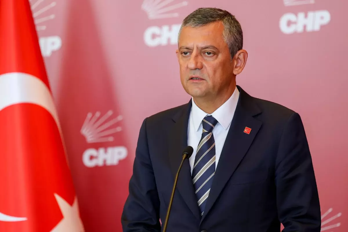 Özgür Özel\'den, Mustafa Bozbey\'in gözaltına alınması sonrası ilk açıklama