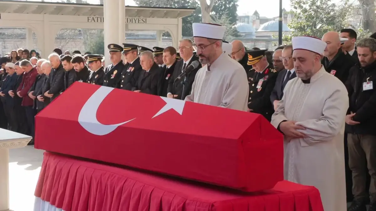 Başakşehir\'de Polis Servis Aracının Karıştığı Kazada Şehit Olmuştu