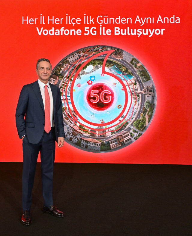 Vodafone'dan Altyapıya 5 Yılda 100 Milyar TL’yi Aşkın 5G Yatırımı: Vodafone, 1 Nisan'da 81 İl ve 922 İlçede 5G Sinyalini Aynı Anda Verecek