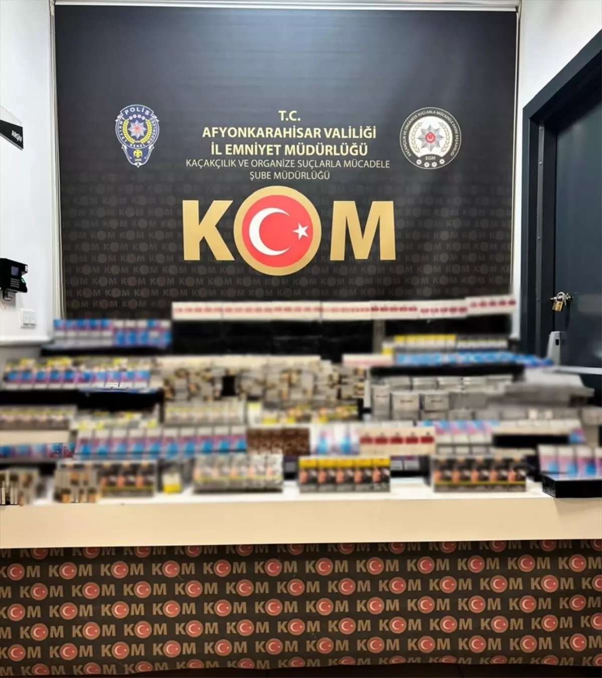 Afyonkarahisar\'da Kaçakçılık Operasyonu