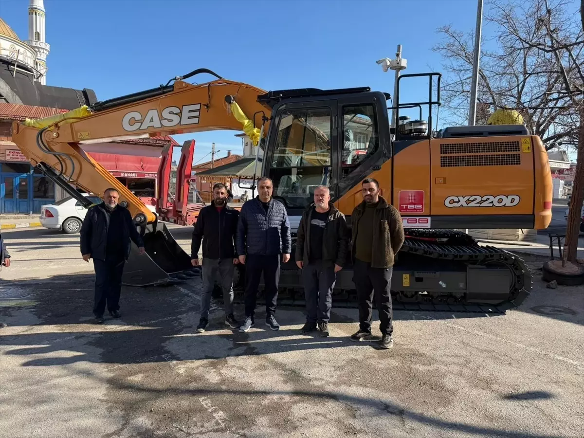 Akıncılar Belediyesi\'ne Yeni Ekskavatör