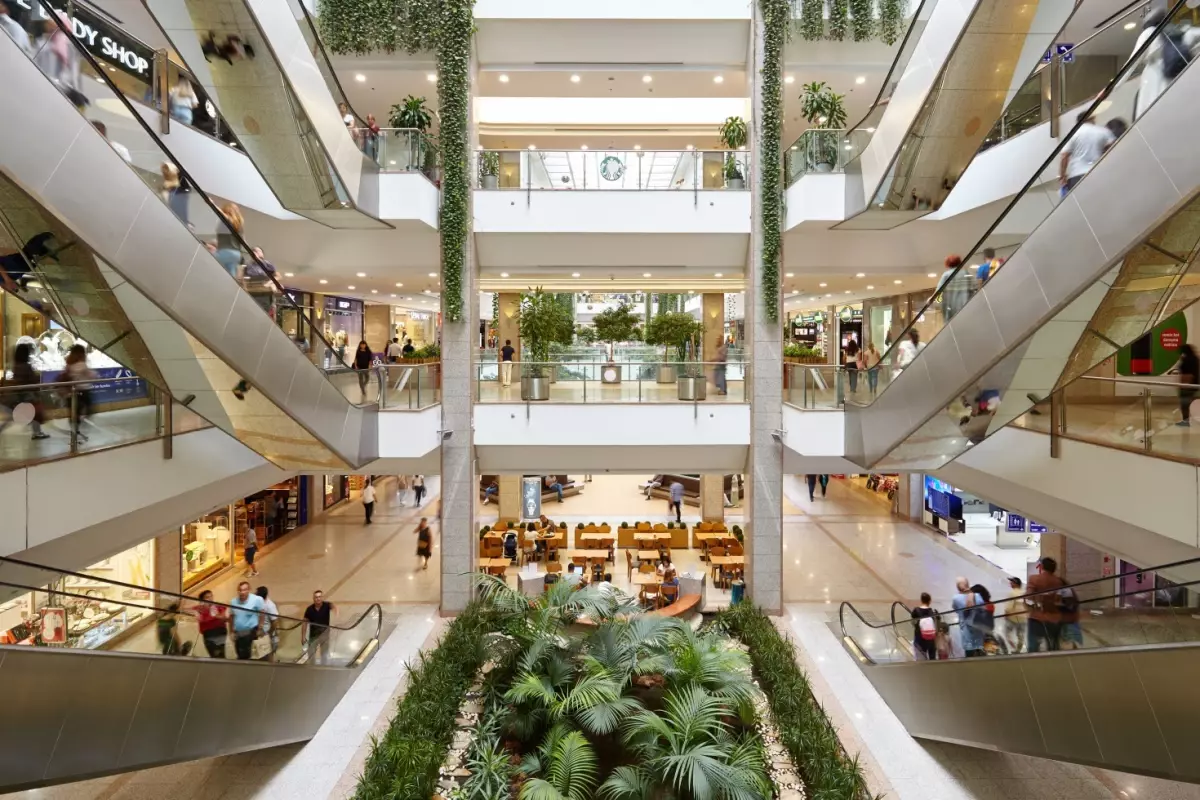 Ankara\'daki ünlü AVM\'ye yaş sınırı getirildi