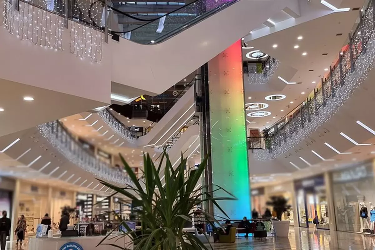 Ankara\'daki ünlü AVM\'ye yaş sınırı getirildi