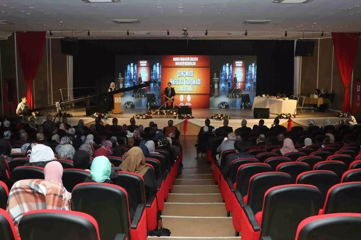 Hafızlık Yarışması Antalya\'da Düzenlendi