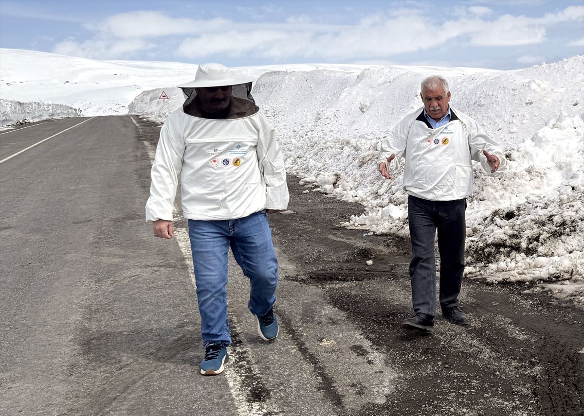Arıcılar Yoldaki Kapatma Süresine Tepki Gösterdi