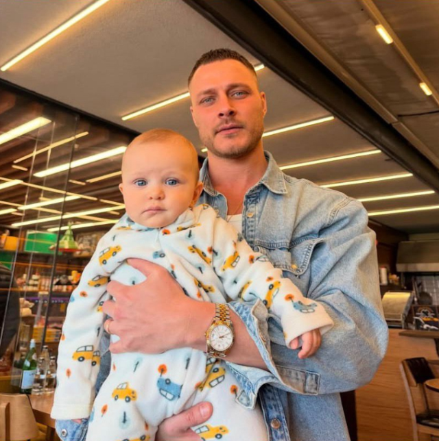 Aynı babası! <a class='keyword-sd' href='/burak-celik/' title='Burak Çelik'>Burak Çelik</a>'in oğlu Aslan görenleri şaşırttı