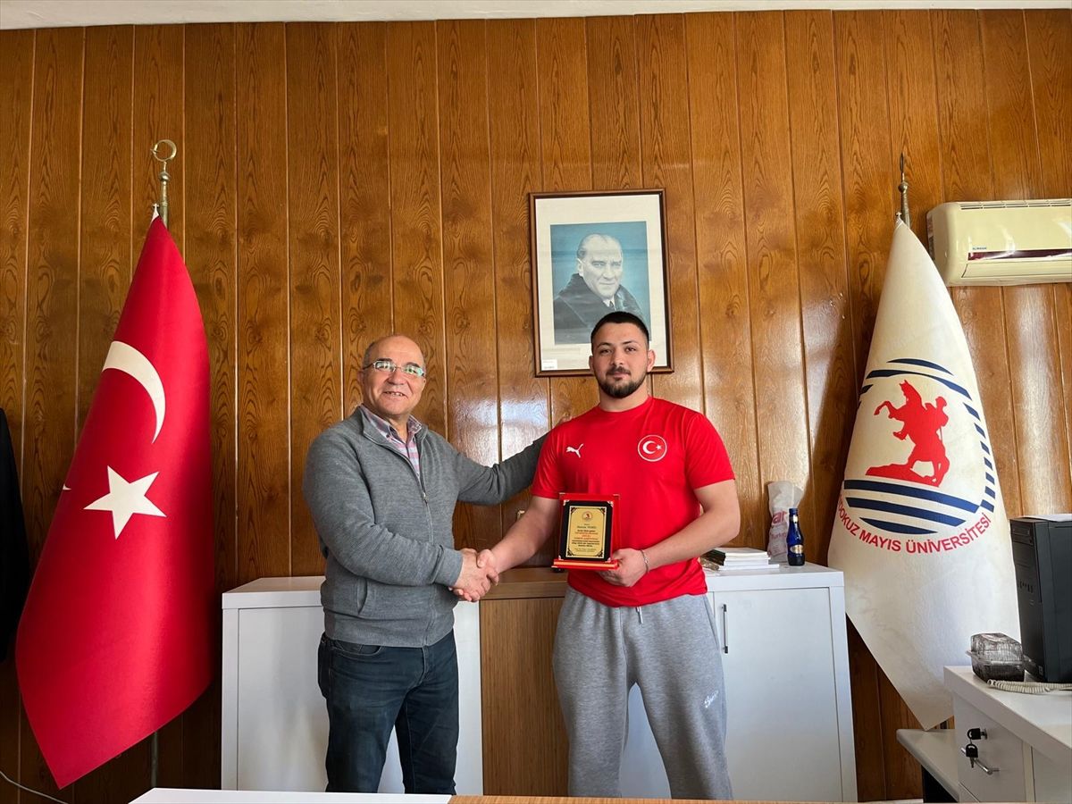 OMÜ\'lü Hamza Temiz Çeyrek Finale Yükseldi