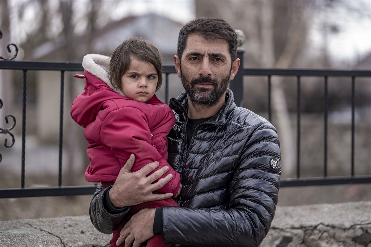 Leylekler Cami Kubbesinde Baharı Müjdeliyor