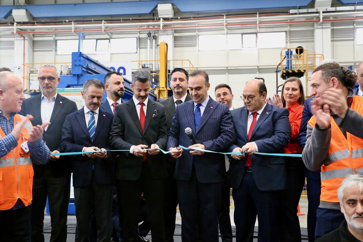 Bakan Kacır, Kocaeli\'de alüminyum üretim hattının açılışında konuştu Açıklaması