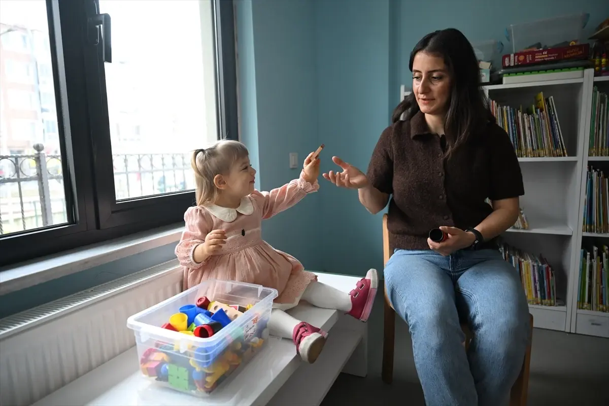 Küçük Kitapsever Bilge Ela