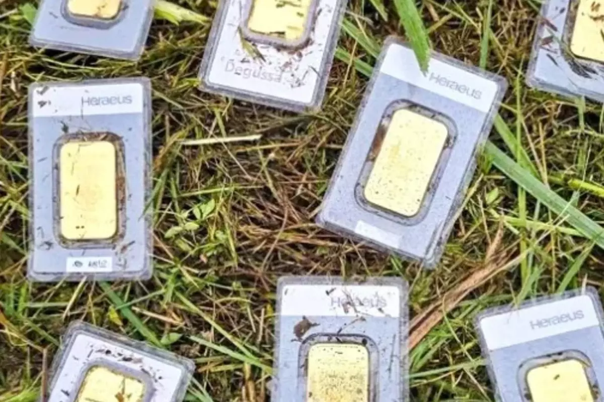 Belediye çalışanı külçe külçe altın buldu! Sahibi çıkmazsa halka dağıtılacak