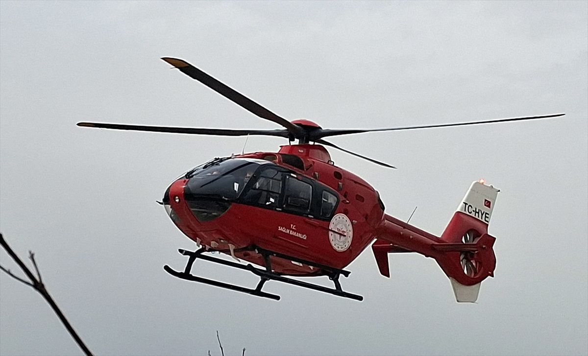 Beypazarı\'nda Kalp Krizi Geçiren Hasta Hava Ambulansıyla Sevk Edildi