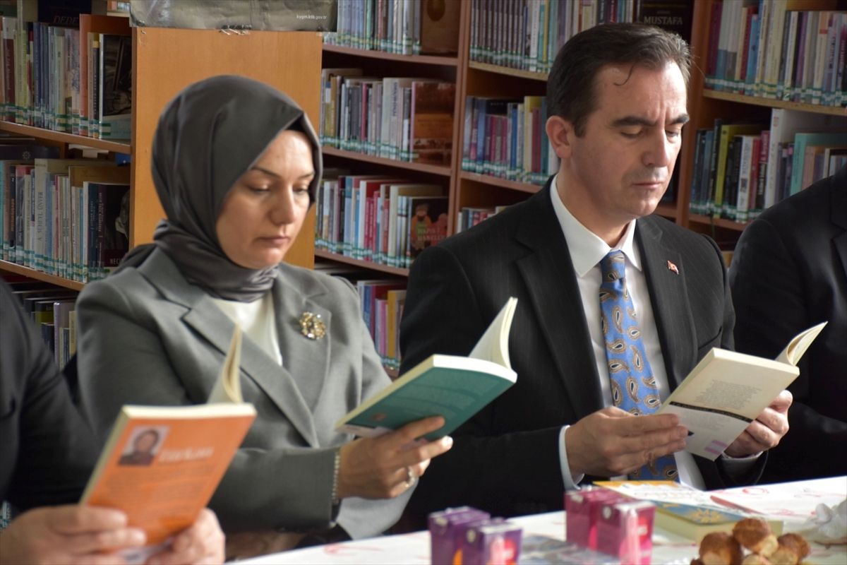 Bitlis\'te Ailece Kitap Okuma Etkinliği