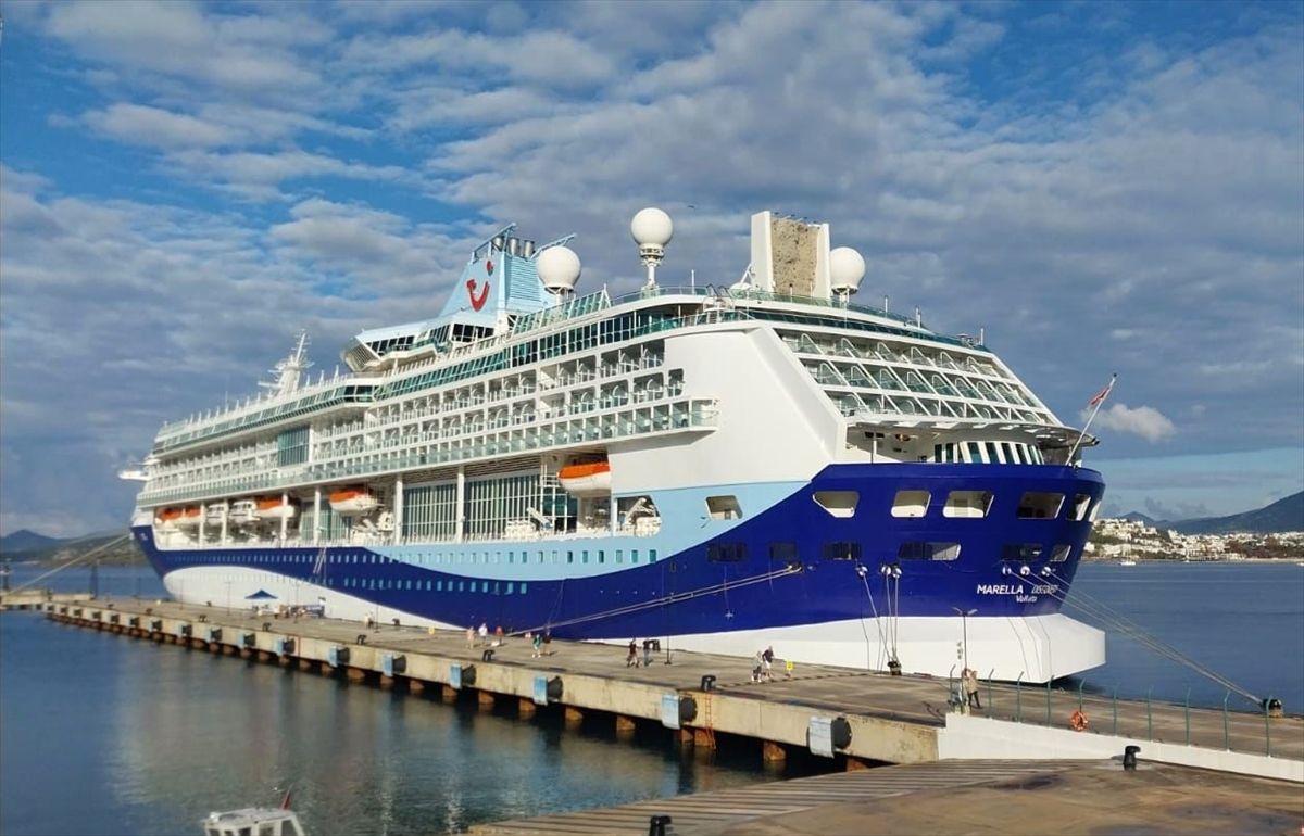 Bodrum\'a 1917 Yolcu Getiren Kruvaziyer